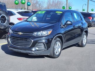 Used 2019 Chevrolet Trax LS image 1