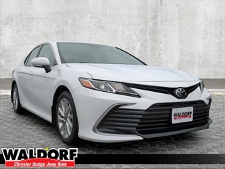 Used 2023 Toyota Camry LE image 1