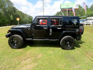 Used 2015 Jeep Wrangler Unlimited Sahara image 1