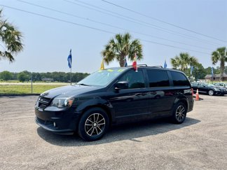 Used 2017 Dodge Grand Caravan GT image 1