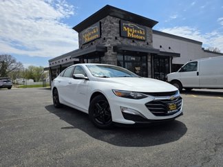 Used 2020 Chevrolet Malibu LS w/ Driver Confidence Package II image 1
