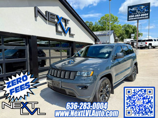 Used 2017 Jeep Grand Cherokee Altitude image 1