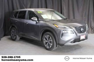 Used 2023 Nissan Rogue SV image 1