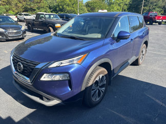 Used 2021 Nissan Rogue SV image 1