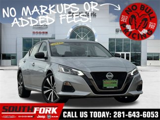 Used 2022 Nissan Altima 2.5 SR image 1