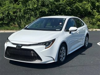 Used 2020 Toyota Corolla LE image 1