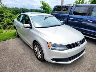 Used 2011 Volkswagen Jetta SE image 1