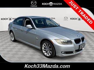Used 2011 BMW 328i xDrive Sedan image 1