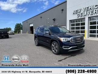 Used 2017 GMC Acadia SLT image 1