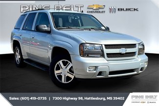 Used 2008 Chevrolet TrailBlazer LT w/ Sun And Sound Package image 1