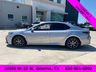 Used 2023 Toyota Camry SE image 1