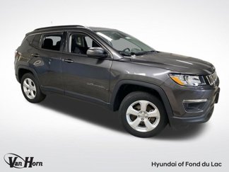 Used 2020 Jeep Compass Latitude image 1