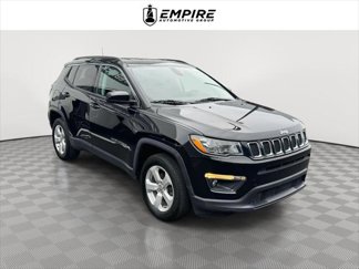 Used 2020 Jeep Compass Latitude image 1