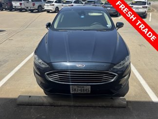 Used 2020 Ford Fusion SE image 1