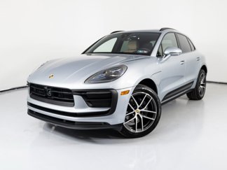 Certified 2025 Porsche Macan image 1