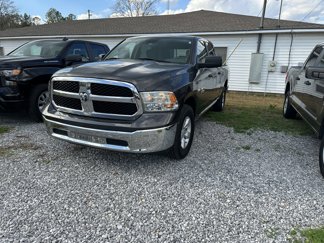 Used 2019 RAM 1500 Classic SLT image 1