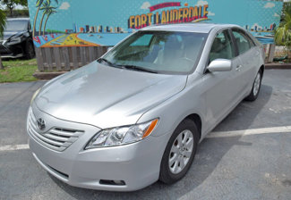 Used 2008 Toyota Camry XLE image 1