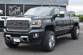 Used 2019 GMC Sierra 3500 Denali image 1