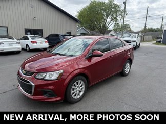 Used 2020 Chevrolet Sonic LT w/ Convenience Package image 1