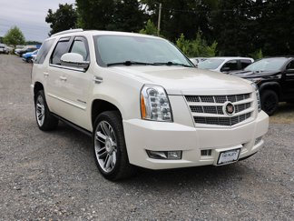 Used 2014 Cadillac Escalade Premium image 1
