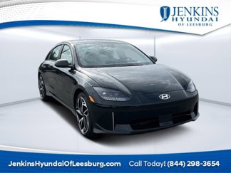 New 2023 Hyundai Ioniq 6 SEL image 1