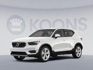 Certified 2022 Volvo XC40 T5 Momentum image 1