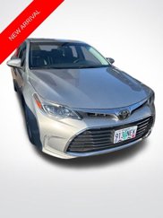 Used 2017 Toyota Avalon Limited image 1
