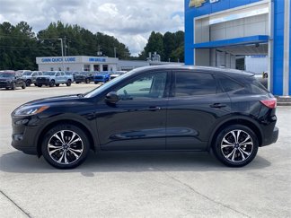 Used 2022 Ford Escape SE w/ SE Sport Appearance Package video 2