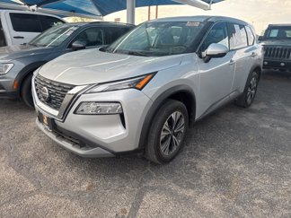 Used 2021 Nissan Rogue SV image 1