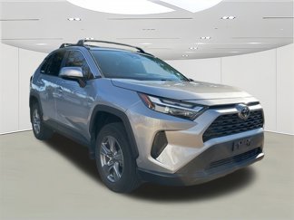 Used 2024 Toyota RAV4 XLE image 1