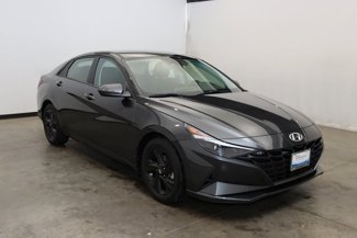 Certified 2022 Hyundai Elantra SEL image 1