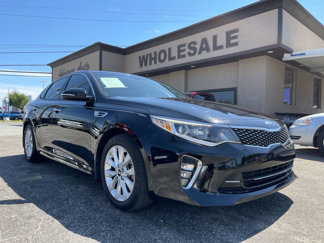 Used 2018 Kia Optima S image 1