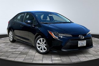 Certified 2023 Toyota Corolla LE image 1