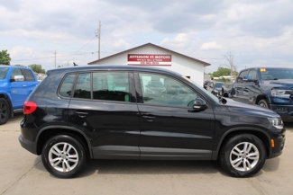 Used 2012 Volkswagen Tiguan S image 1