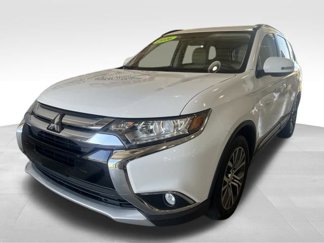 Used 2016 Mitsubishi Outlander AWD image 1