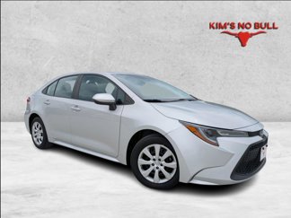 Used 2022 Toyota Corolla LE image 1