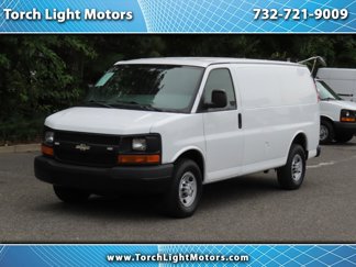 Used 2009 Chevrolet Express 2500 image 1