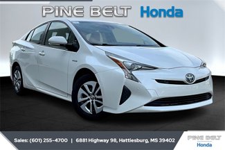 Used 2017 Toyota Prius Two image 1