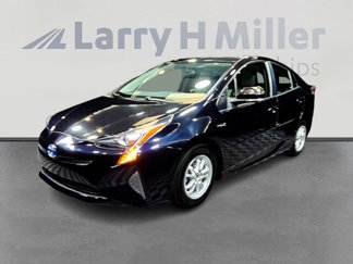 Used 2016 Toyota Prius Two image 1