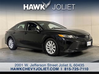 Used 2019 Toyota Camry LE image 1