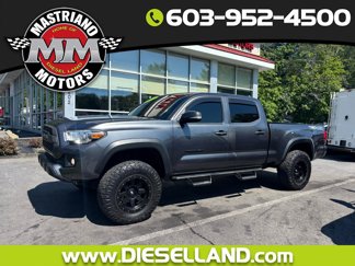 Used 2016 Toyota Tacoma TRD Off-Road image 1