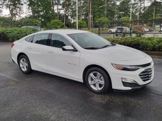 Used 2024 Chevrolet Malibu LS w/ LPO, Floor Liner Package image 1