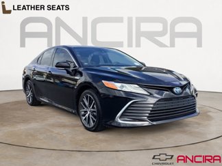 Used 2021 Toyota Camry XLE image 1