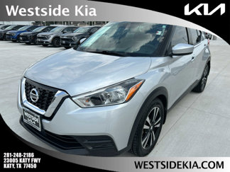 Used 2020 Nissan Kicks SV image 1