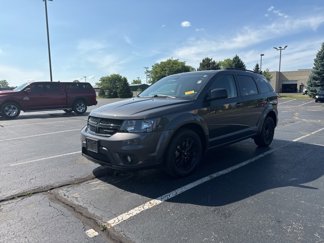 Used 2019 Dodge Journey SE w/ Blacktop Package image 1