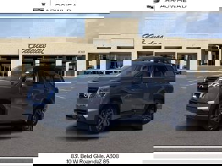 Used 2025 Nissan Pathfinder SV w/ SV Premium Package image 1