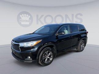 Used 2016 Toyota Highlander XLE image 1