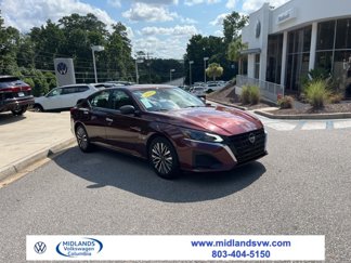 Used 2024 Nissan Altima 2.5 SV image 1
