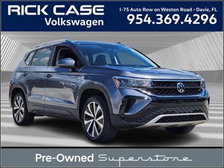 Used 2022 Volkswagen Taos SE w/ Panoramic Sunroof Package image 1
