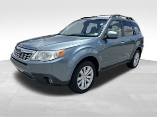 Used 2013 Subaru Forester 2.5X Premium w/ All-Weather Plus Pkg image 1